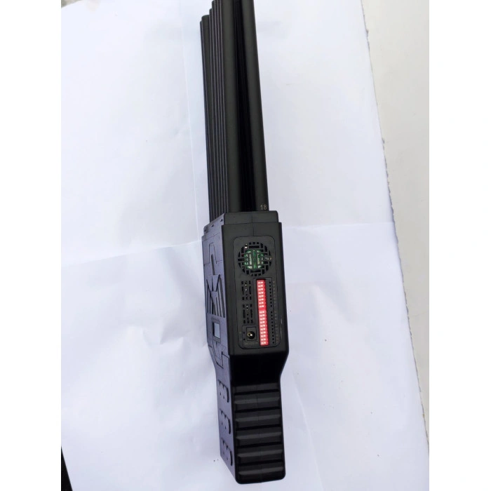 Мультичастотна глушилка сигналів мобільного зв'язку (GPS/Wi-Fi/GSM/5G/VHF/LOJACK/RC) Термінатор 18 Вт