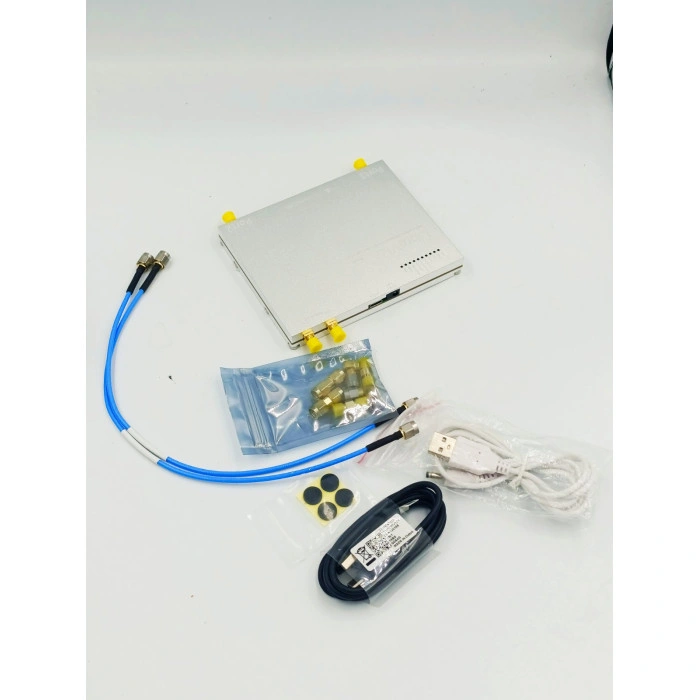 Векторний аналізатор мереж та антен LibreVNA USB 100кГц - 6ГГц